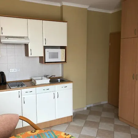 Jozsef House Apartman *