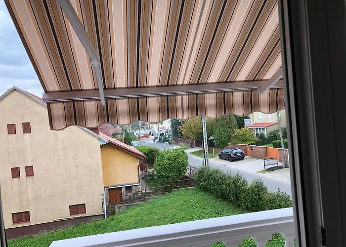 Jozsef House * זלקרוס