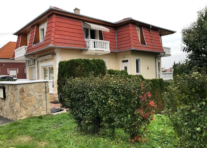 Jozsef House * זלקרוס